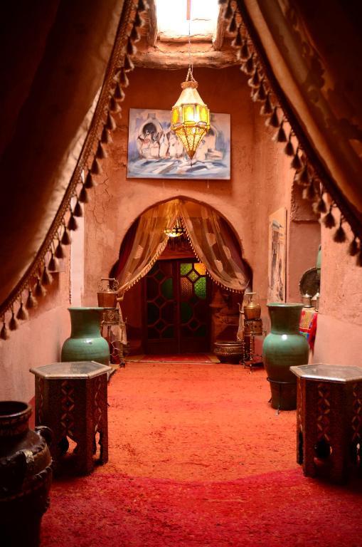Kasbah Du Peintre Bed & Breakfast Ait Benhaddou Exterior foto