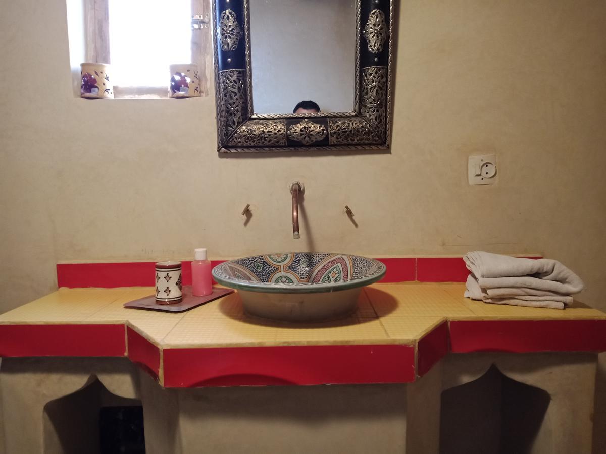 Kasbah Du Peintre Bed & Breakfast Ait Benhaddou Exterior foto