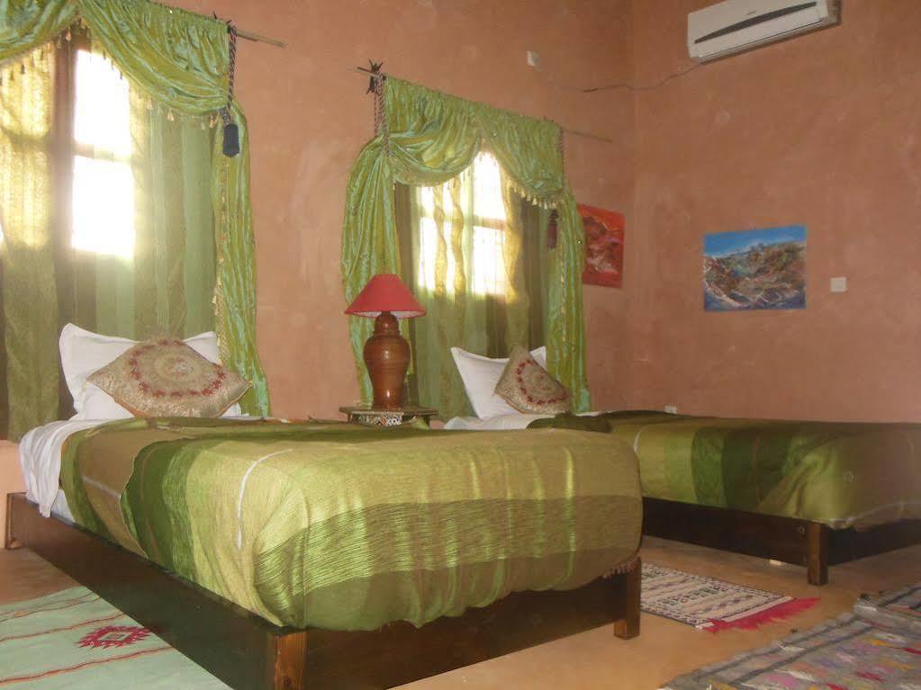 Kasbah Du Peintre Bed & Breakfast Ait Benhaddou Exterior foto